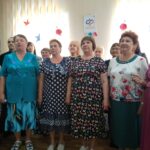 Время подвиги эти не стерло